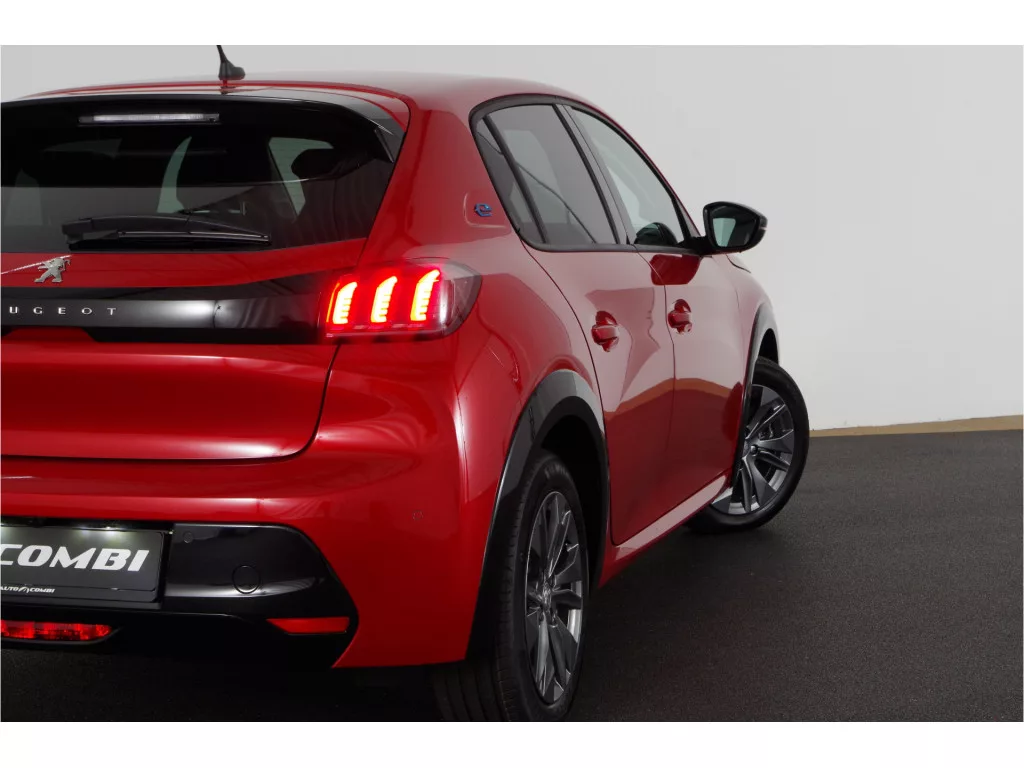 Peugeot e 208 Rood CM Lease jpg